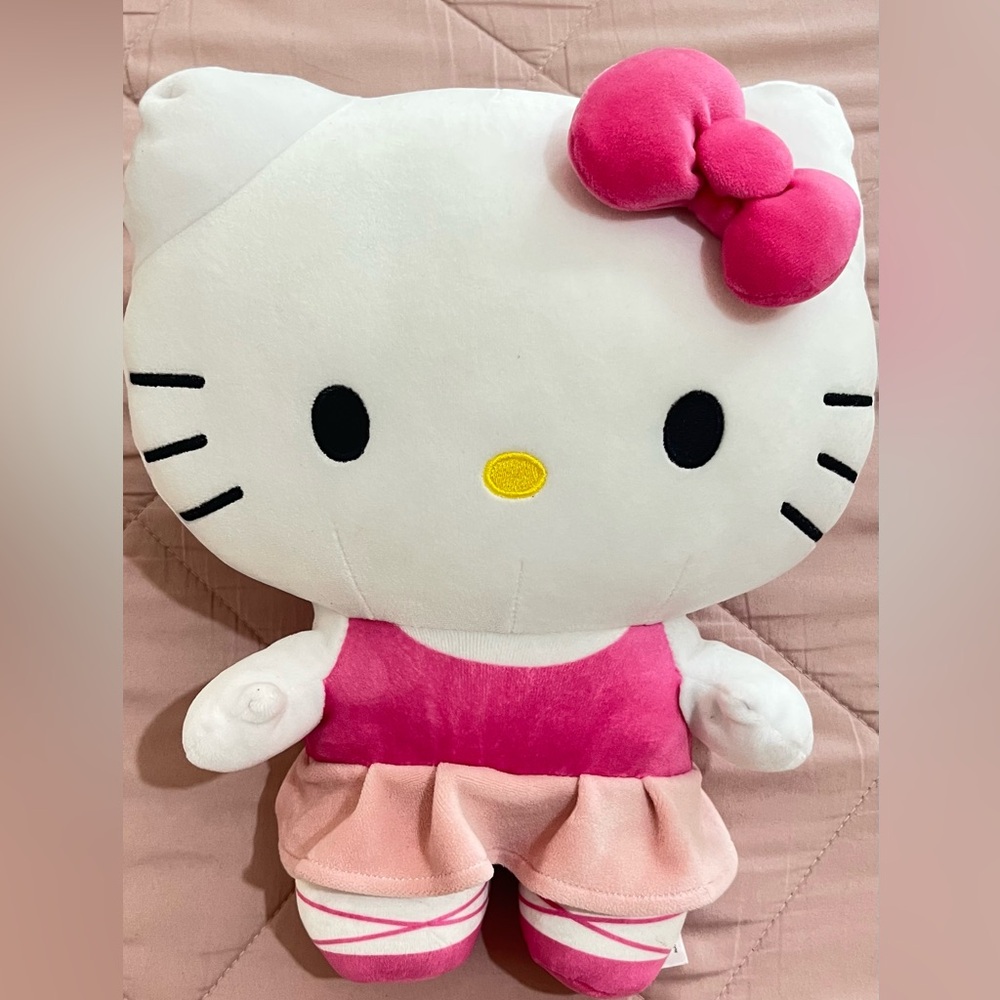 Sanrio Hello Kitty Ballerina Plush in Pink Outfit